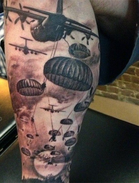 点击大图看下一张：战争题材纹身 冷酷无情的战争题材纹身图案