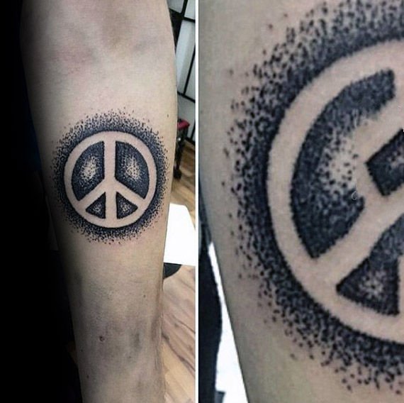 点击大图看下一张：几何和花纹身图案  创意的和平标志纹身图案