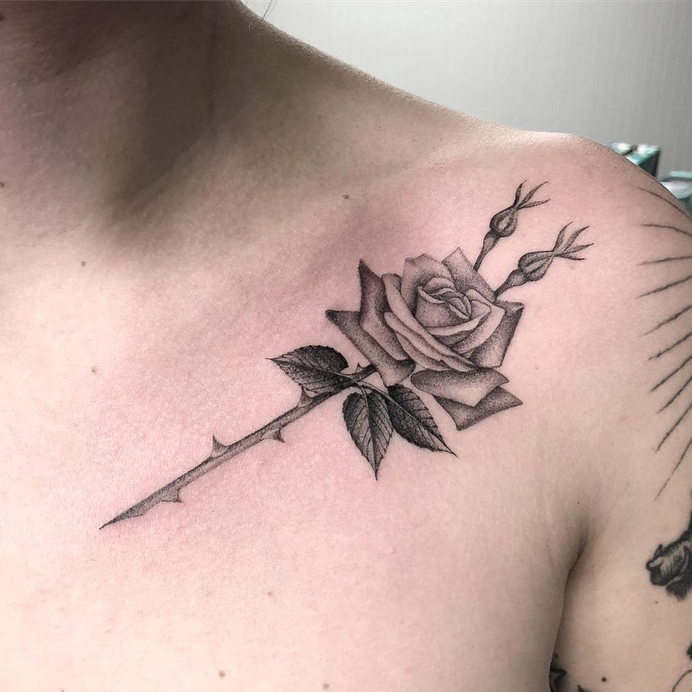 点击大图看下一张：花朵纹身图案   多款彩绘纹身和素描纹身的花朵纹身图案