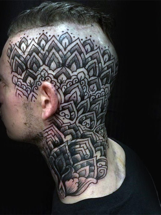 点击大图看下一张：头部纹身图案  炫酷而又个性的头部纹身图案