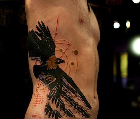 点击大图看下一张：腰部纹身   多款男生腰部的创意纹身图案