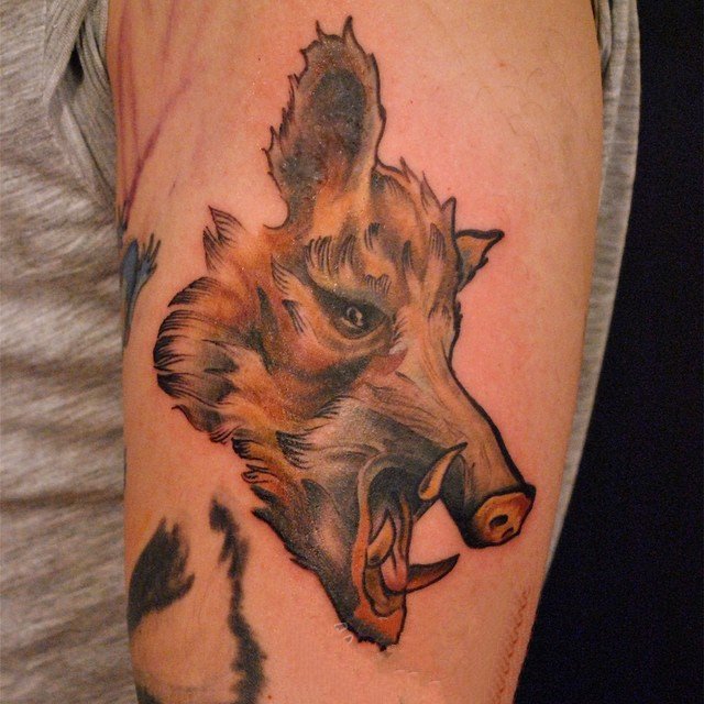 点击大图看下一张：百乐动物纹身   多姿多彩的动物纹身图案