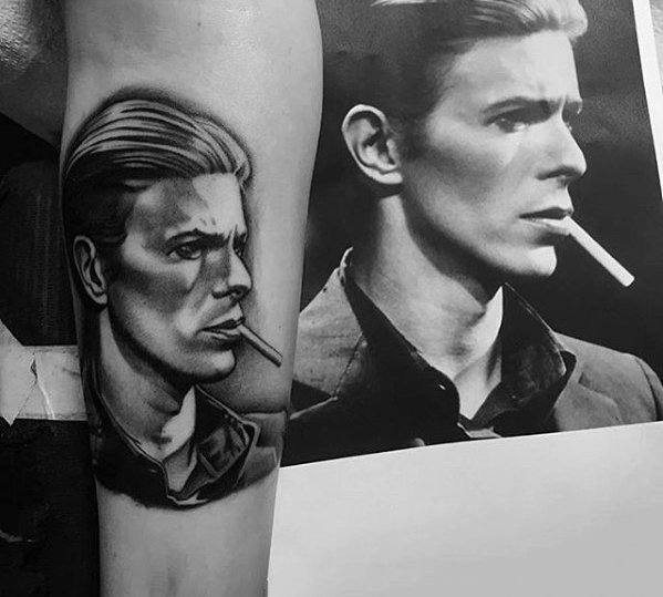 点击大图看下一张：纹身人物图片   多款素描写实的人物肖像纹身图案