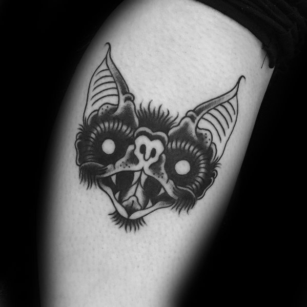 点击大图看下一张：纹身蝙蝠   面目狰狞的蝙蝠纹身图案