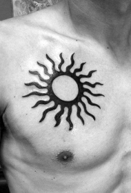 纹身图案胸部男   创意感十足的胸部纹身图案