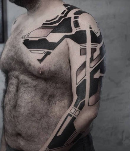 点击大图看下一张：科幻感纹身-来自新西兰纹身艺术家的未来主义纹身图