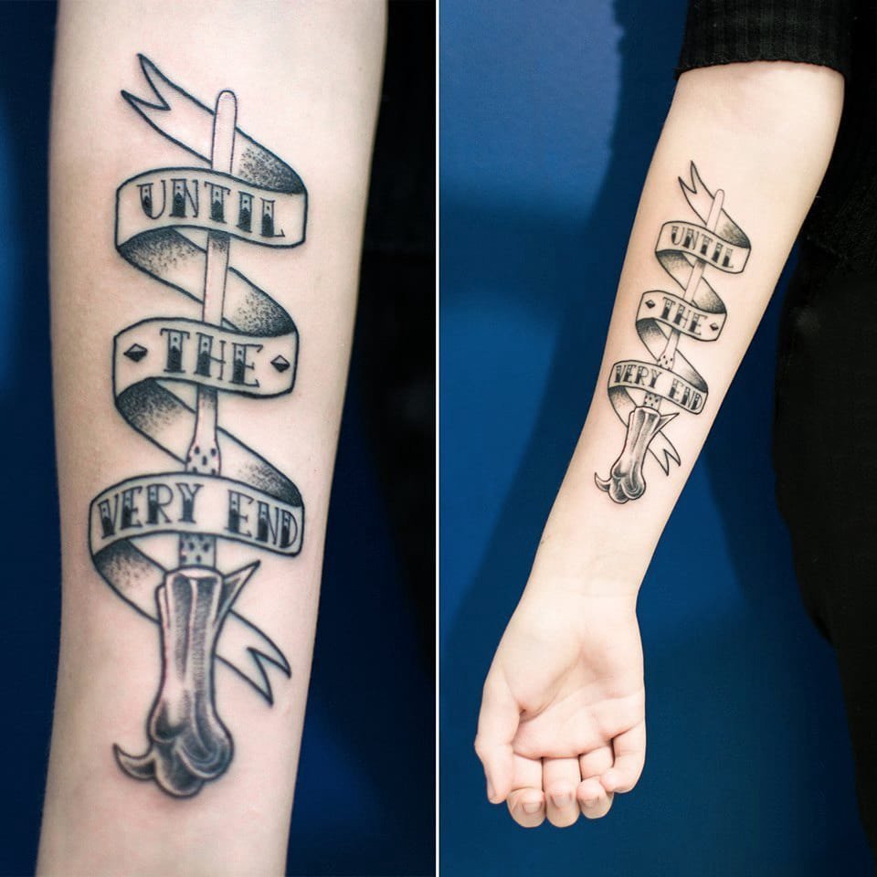 点击大图看下一张：欧美纹身图片-欧美被哈利波特的魔杖施加魔法的纹身图案