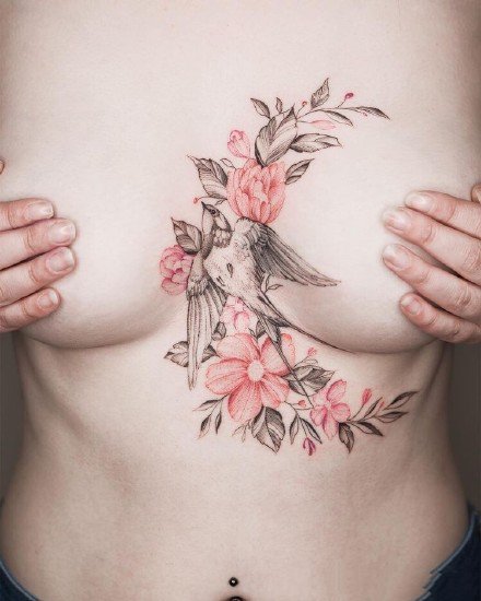 点击大图看下一张：性感纹身图案-血脉喷张的美女性感纹身图片