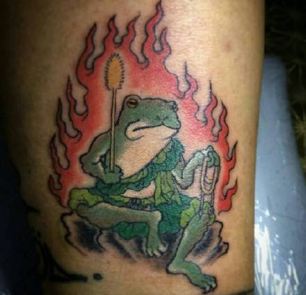 点击大图看下一张：青蛙系列纹身图案-被赋予生命的青蛙纹身图片