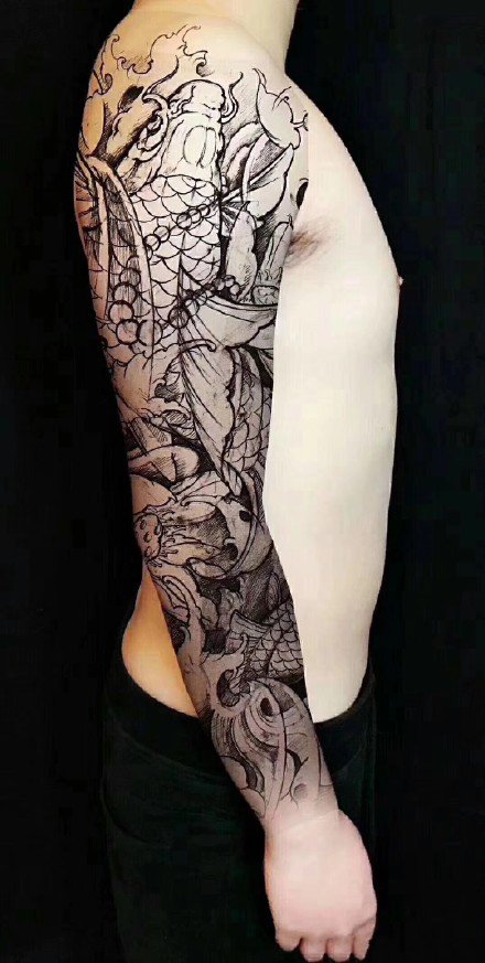 点击大图看下一张：大黑花臂纹身--一组7张精品大黑花手臂纹身图案