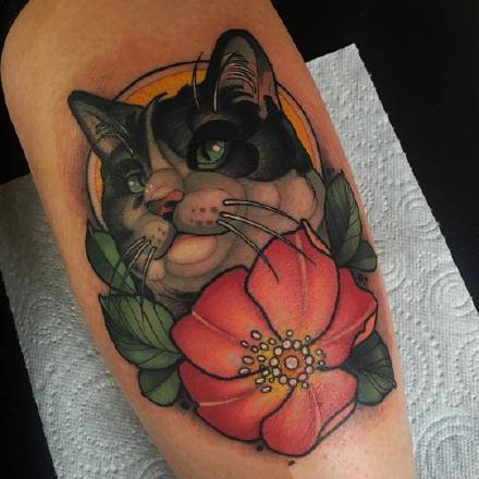 点击大图看下一张：动物+花朵的一组纹身图案作品欣赏