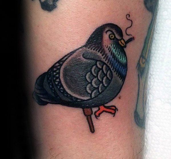 点击大图看下一张：一组动物鸽子的纹身图案作品图片欣赏