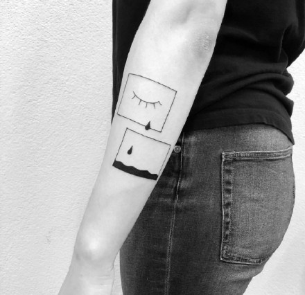 点击大图看下一张：超简约线条纹身--一组创意女生手臂上的简约线条纹身图案