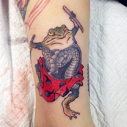 点击大图看下一张：社会青蛙纹身--一组创意日式社会青蛙纹身图案欣赏