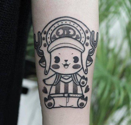 点击大图看下一张：可爱纹身--一组手臂和腿部的黑色小可爱纹身图案