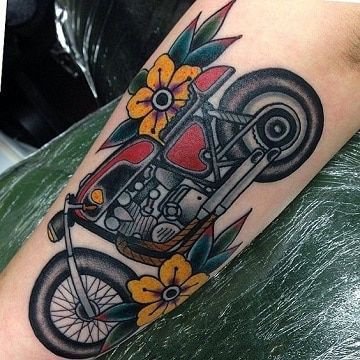 点击大图看下一张：一组复古oldschool风格的摩托车纹身图案图片