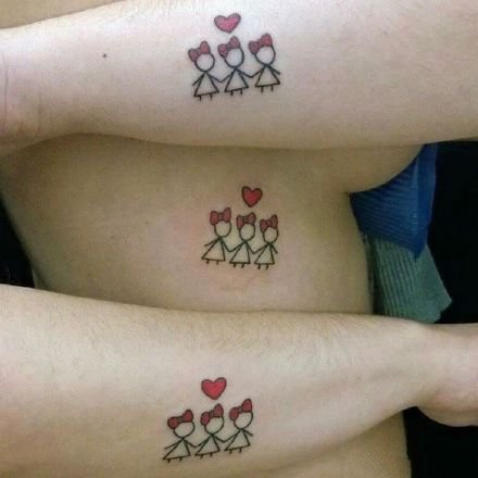 点击大图看下一张：适合闺蜜和姐妹的小清新女生纹身图案
