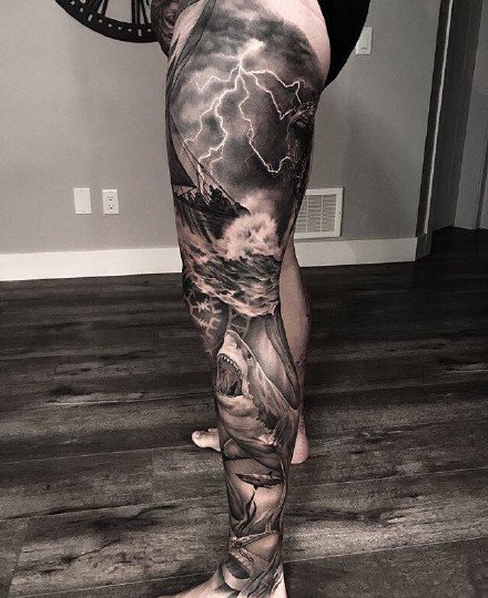 点击大图看下一张：花腿纹身--一组大黑腿纹身图案作品欣赏