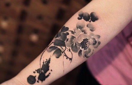 点击大图看下一张：漂亮的水墨中国风纹身图案一组12张