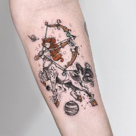 点击大图看下一张：星座纹身图--9张精美的星座设计纹身图案作品