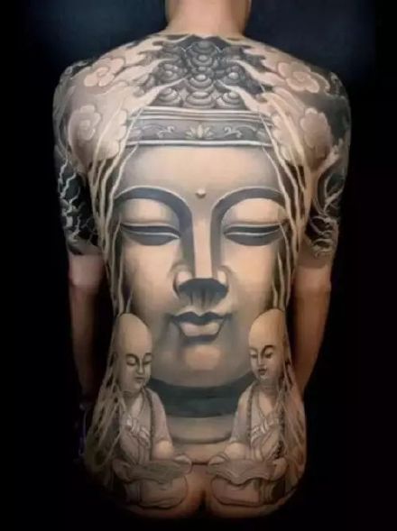 点击大图看下一张：一组佛像相关的3d写实佛纹身图案作品