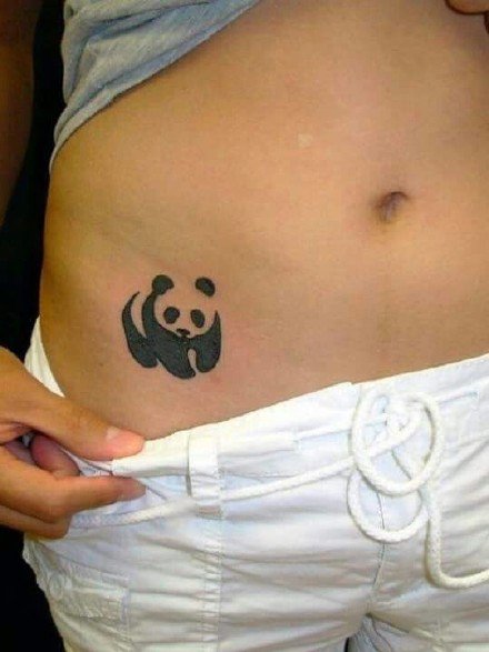 点击大图看下一张：很可爱的一组简约小清新熊猫纹身图案作品
