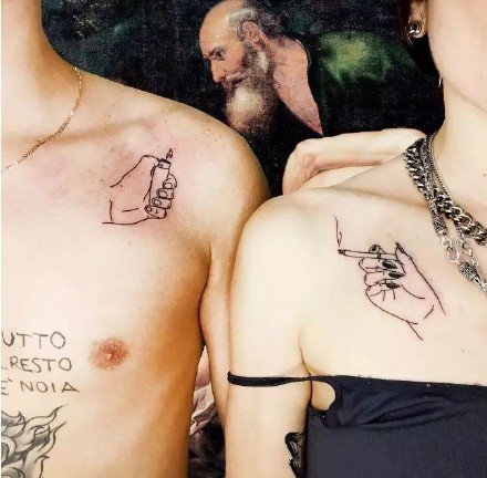 点击大图看下一张：26款适合情侣纹身的漂亮纹身图案作品