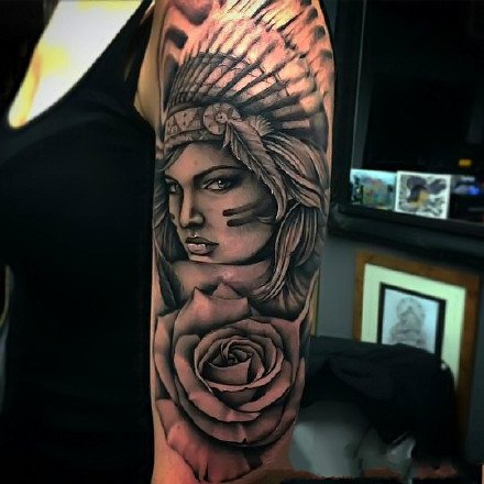 点击大图看下一张：印第安女郎的一组9张纹身图案作品欣赏