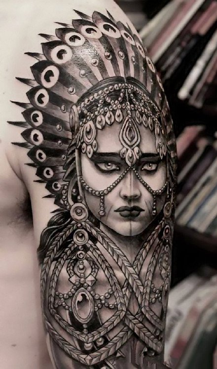 点击大图看下一张：印第安女郎的一组9张纹身图案作品欣赏