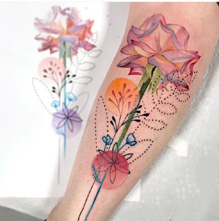 点击大图看下一张：小臂上很好看的一组彩色花朵纹身图案9张