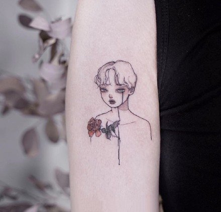点击大图看下一张：手臂上的小姑娘：国外纹身师的小女孩纹身作品图案
