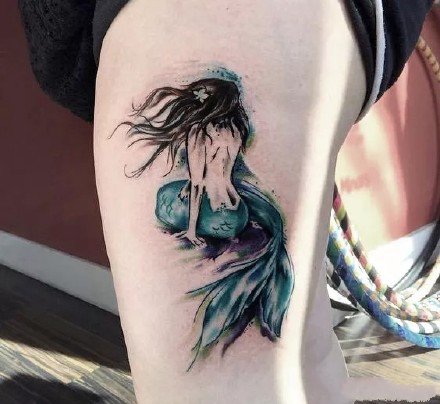 点击大图看下一张：美人鱼刺青---唯美漂亮的一组小美人鱼纹身图案9张