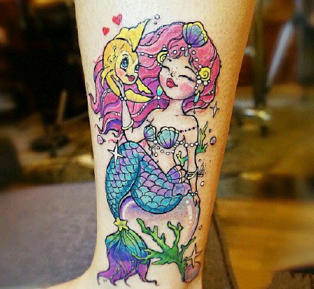 点击大图看下一张：美人鱼刺青---唯美漂亮的一组小美人鱼纹身图案9张