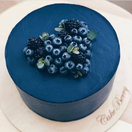点击大图看下一张：当蓝莓遇到蛋糕又是怎样的味道