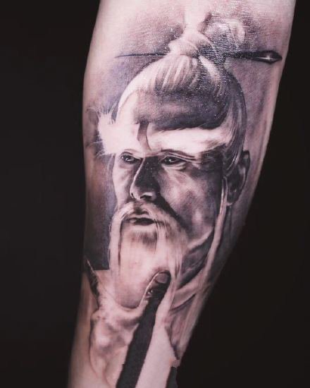 点击大图看下一张：手臂影视人物：纹在胳膊上的欧美影视人物肖像写实纹身