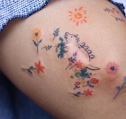 点击大图看下一张：很可爱的一组适合女生的小彩色涂鸦等纹身作品