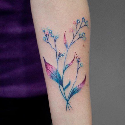 点击大图看下一张：小手臂上小清新的花朵纹身图片9张