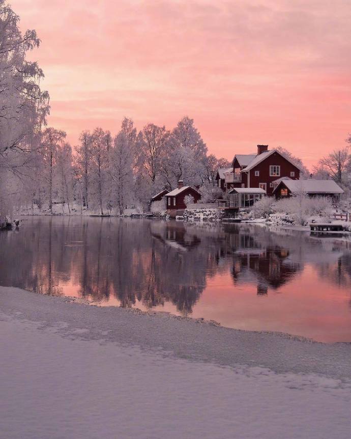 点击大图看下一张：北欧冬日景色，真想要想生活在这里