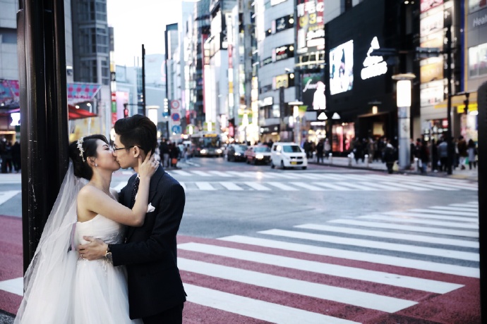 点击大图看下一张：横滨东京京都樱花树下的婚纱照