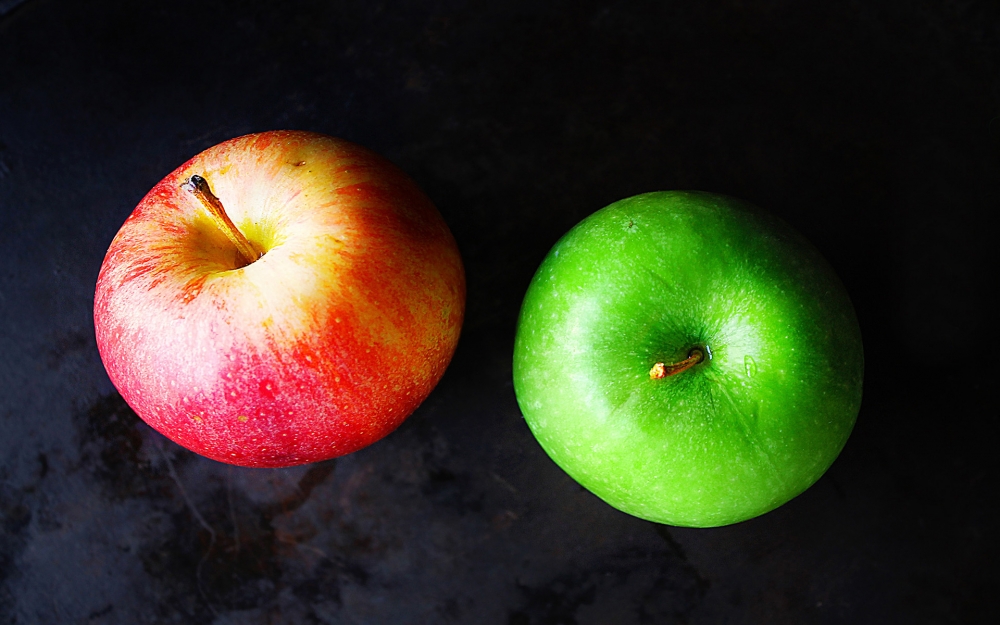 点击大图看下一张：一组甜甜的苹果高清拍摄图片欣赏