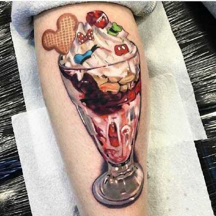 点击大图看下一张：让人忍不住舔一口的冰淇淋纹身图案作品