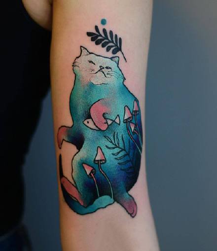 点击大图看下一张：色彩斑斓的一组猫喵纹身作品图片