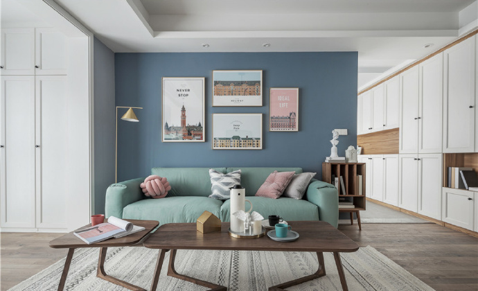 点击大图看下一张：98㎡北欧风格家居设计，很喜欢蓝色与灰色搭配的效果，整体配饰舒适且惬意