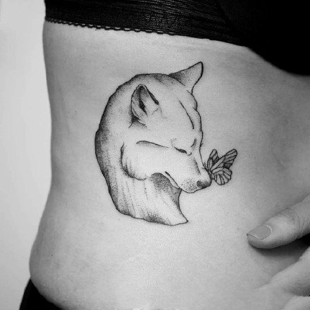 点击大图看下一张：狐狸刺青：18张小清新的狐狸纹身图案赏析