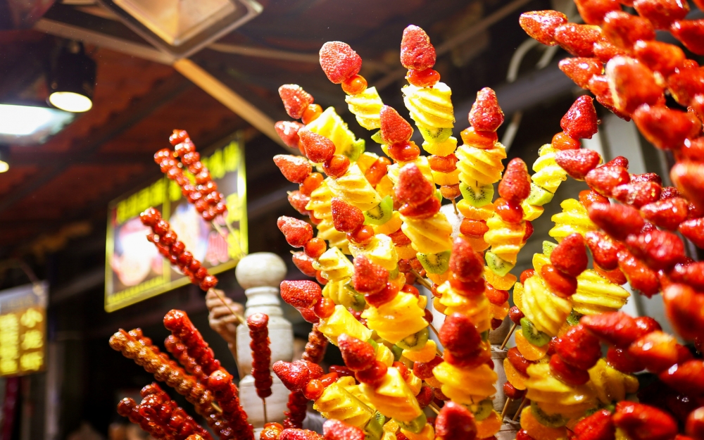 点击大图看下一张：北京有名的小吃冰糖葫芦图片欣赏