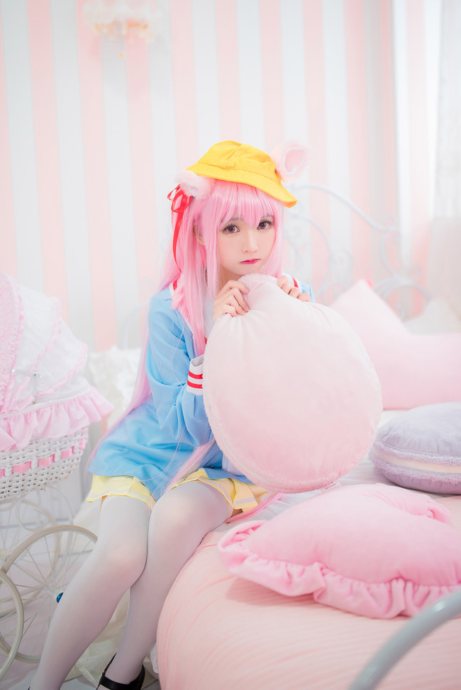 点击大图看下一张：日本少女cosplay碧蓝航线写真福利图片