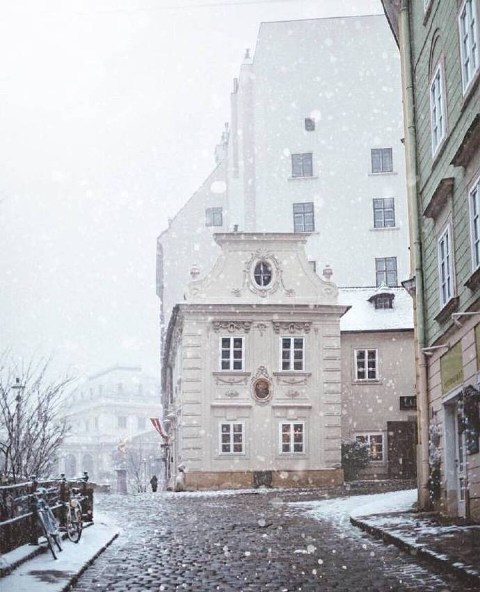 点击大图看下一张：哥本哈根的冬天美的像一幅画