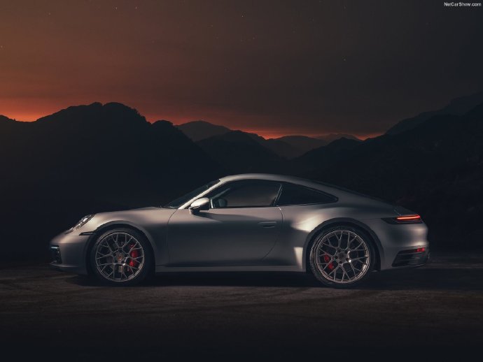 点击大图看下一张：炫酷霸气的Porsche 911 Carrera 4S (2019)图片欣赏 ​​​​