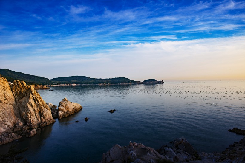 点击大图看下一张：海滨风景图片