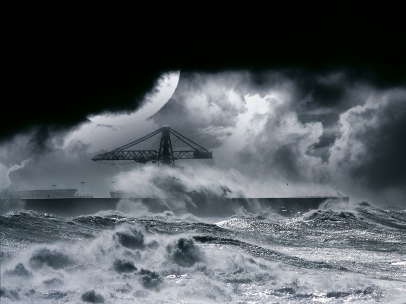 点击大图看下一张：狂烈飓风风暴图片